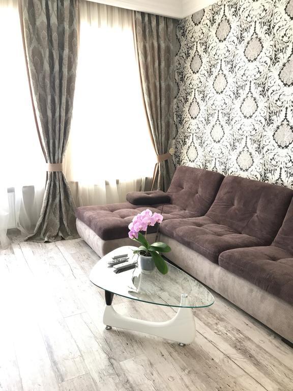 Apartments On Bunina 28 オデッサ エクステリア 写真