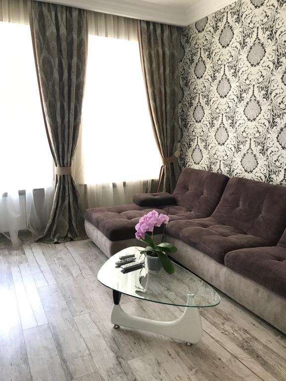 Apartments On Bunina 28 オデッサ エクステリア 写真